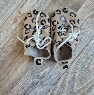 Piper Finn Leopard Print Oxfords, Size 3